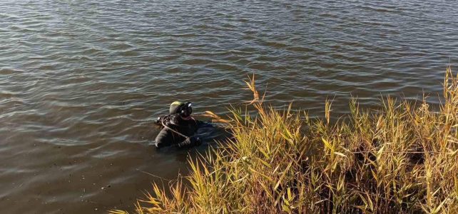 Водолази ремонтираха основния изпусквател на яз Маслово
