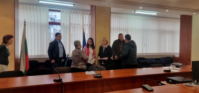 Продължава изграждането на магистрала Европа, с важни пътни връзки за общината ни. Днес бе разгледан и одобрен ПУП за пътните връзки за село Петърч.