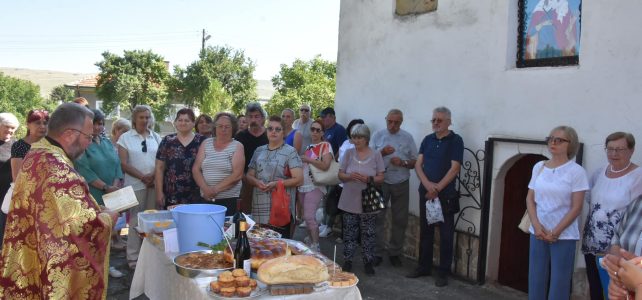 С курбан отпразнуваха Света Неделя в село Опицвет