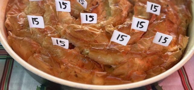 Празникът на ракията и баницата в село Градец – вкусът на традицията и огънят на българския дух Празникът на ракията и баницата в село Градец – вкусът на традицията и огънят на българския дух